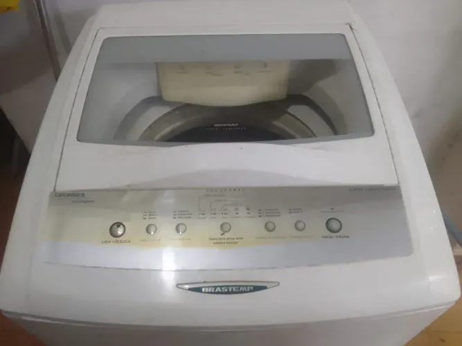 Vendo máquina Brastemp, 8 kilos, Retirar no Bairro do Limão, zona norte.
