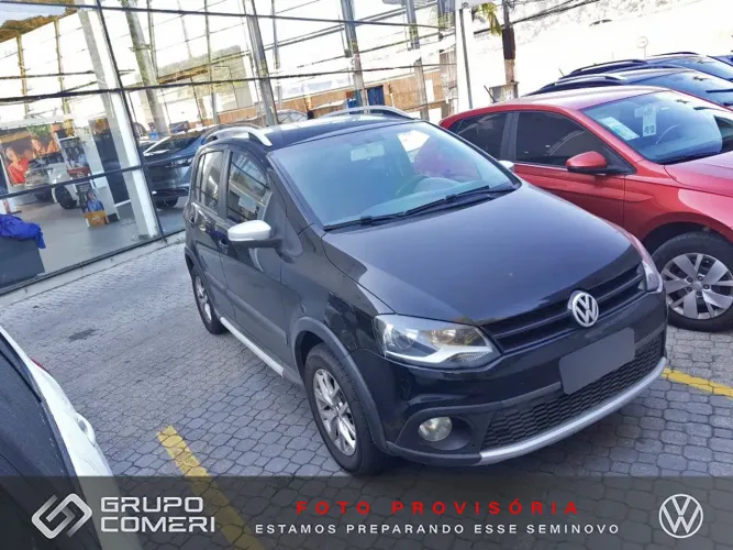 Volkswagen Crossfox 1.6 MI Total Flex 8V 5P 2014