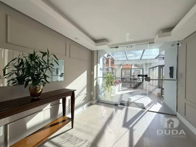 Apartamento reformado em Campinas, São José - SC