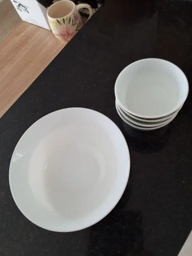 Conjunto vasilha e potes para sobremesa