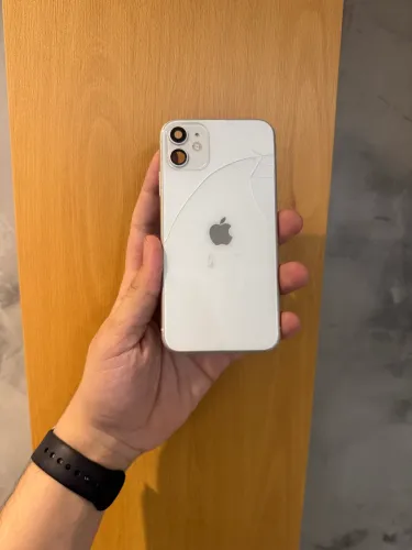 Carcaça iPhone 11 Branco - Danificado 