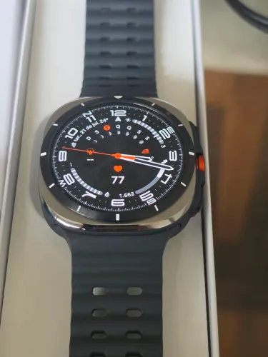 Samsung Galaxy Watch Ultra Novo