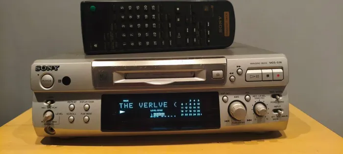 MDS S38 Prata minidisc player Sony