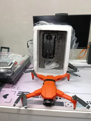 Drone L900 Pro 4k Gps 2 Câmeras 28min 2km Dist. Cor Laranja Drone L900 Pro 4k Gps 2 Câmera
