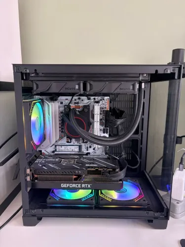PC Gamer AMD Ryzen 9700x 32GB RTX 3070