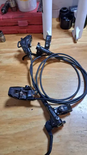 Par de freio deore m6100