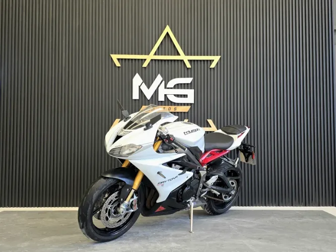 Triumph Daytona 675r 2013