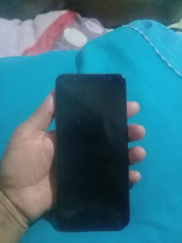Celular Samsung J8