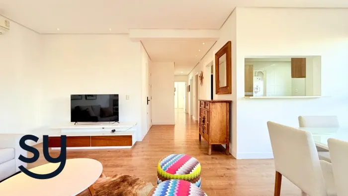 Amplo apartamento 2 suítes e 2 vagas ao lado da Praça da Encol