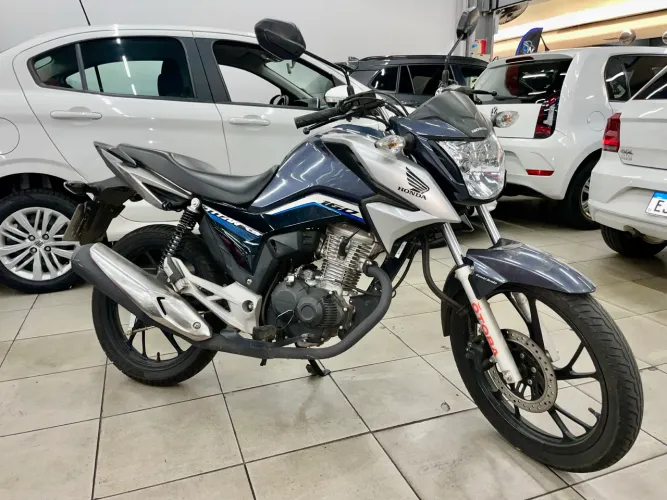 Titan 160cc único dono 