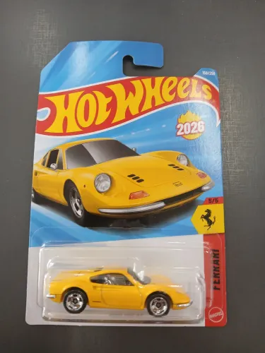 Hot Wheels Ferrari - Dino 206 GT (Amarelo) miniatura- carrinho