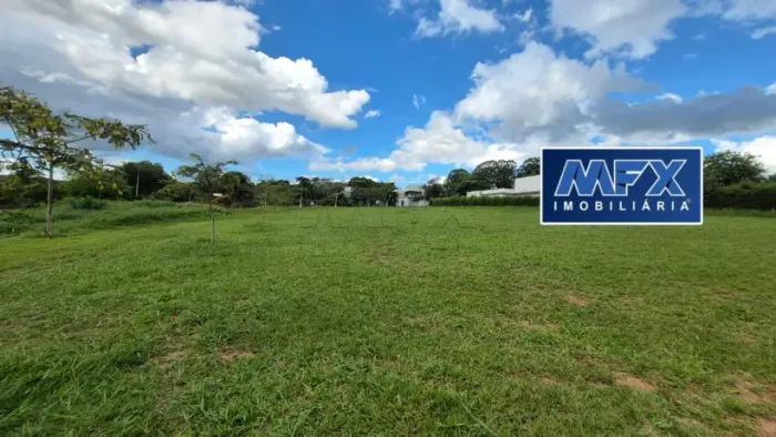Terreno à venda com 2.000 m² no Condomínio Recanto Dos Nobres II em Agudos SP