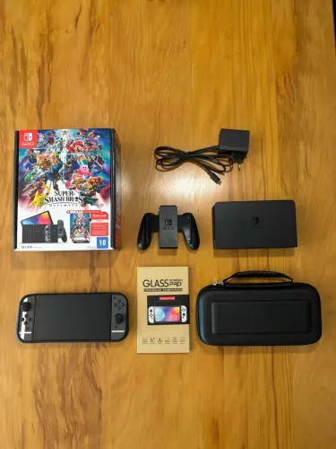 Nintendo Switch OLED 64GB - Edição Especial Super Smash Bros. Ultimate.
