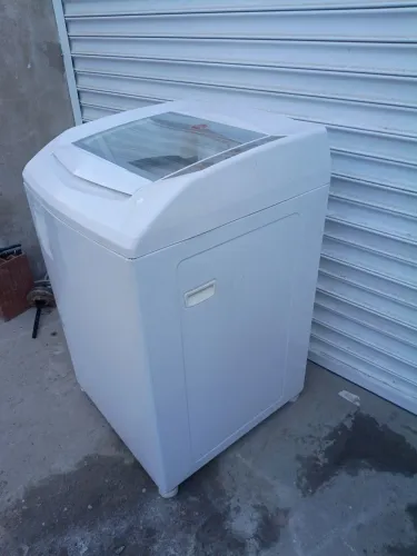 Vento lavadoura Brastemp de 10 k funcionando bem