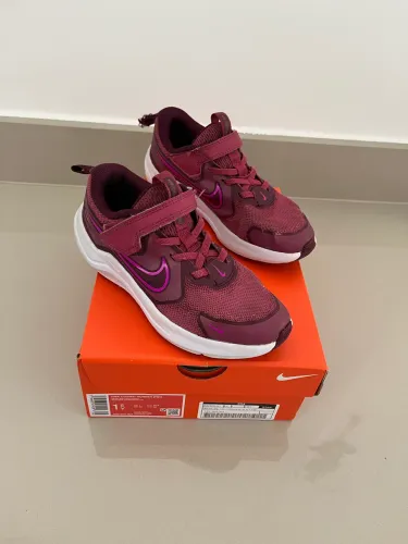 Tênis Nike número 32 original 