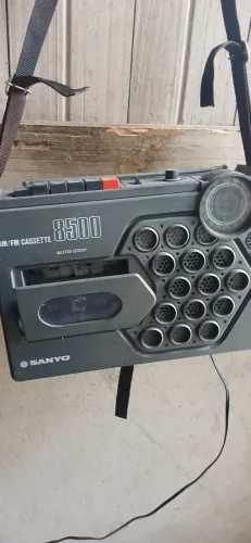 Raridade Radio sanyo 8500