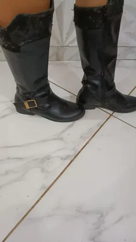 Vendo essa linda bota 