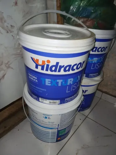 Textura acrílica no precinho