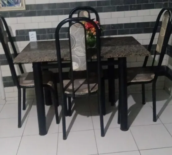 Mesa de mármore 