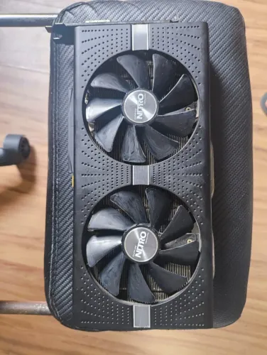 Sapphire Nitro+ AMD Radeon RX 580 8GB (Legítima / Estado de Nova)