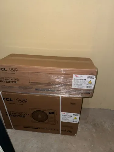 Ar condicionado Tcl 12000 btus Novo, wifi