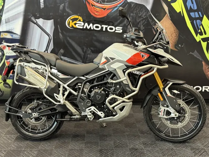 TRIUMPH TIGER 900 RALLY PRO 2026 * 1634 Kms * Garantia fabrica