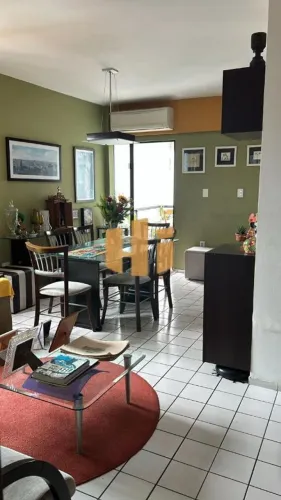 Apartamento à venda no Triunfo Colonial com 3 quartos na Tamarineira