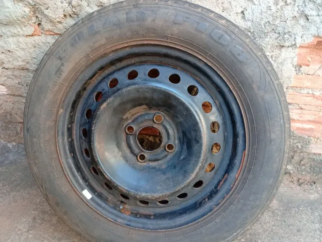 Vendo aro 15 VW bom para estepe