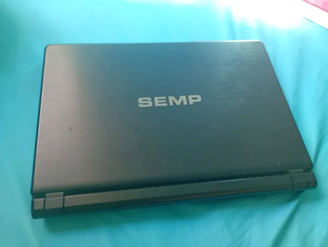 Notebook Semp , aceito troca em celular 