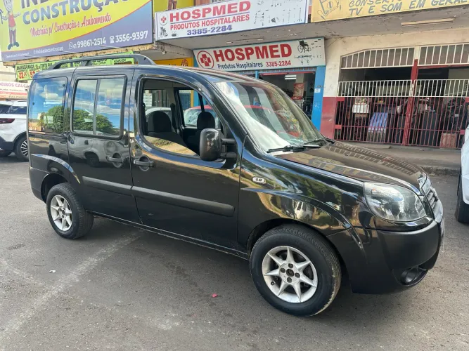 Fiat Doblo Essence 1.8 Flex 16V 5P 2014