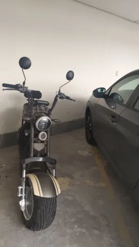 Scooter elétrica 