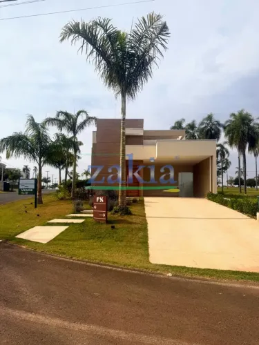 Casa de campo 160 m² toda mobiliada com piscina e ar condicionado!