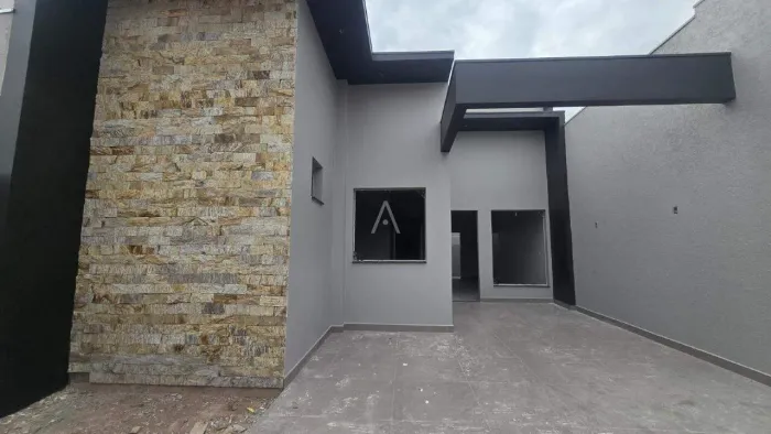 Casa Residencial 3 quartos à venda no Bairro JARDIM COOPAGRO em TOLEDO por R$ 380.000,00