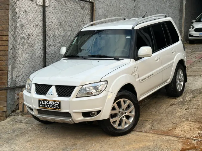 Mitsubishi Pajero TR4 2.0 Flex 16V 4X2 Aut. 2012