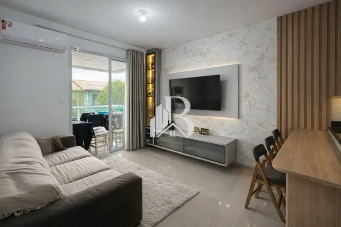 Apartamento com 65m, 2 quartos e 2 vagas no bairro Carianos
