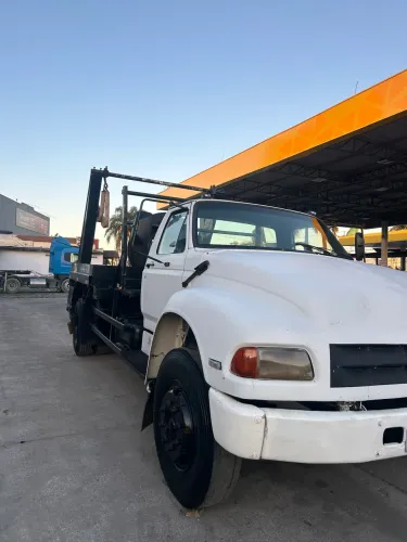 Vendo caminhão poliguindaste Ford 12000
