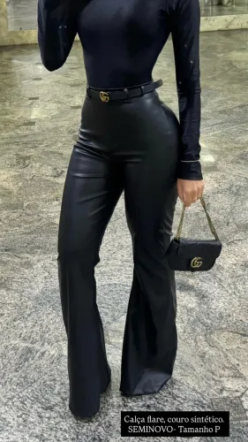 Calça preta 