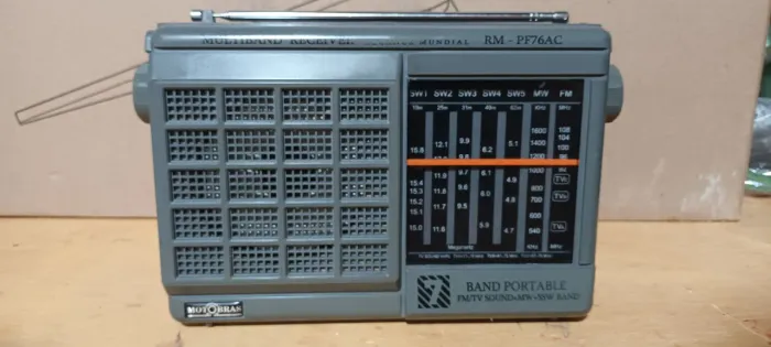 Radio motobras  antigo 
