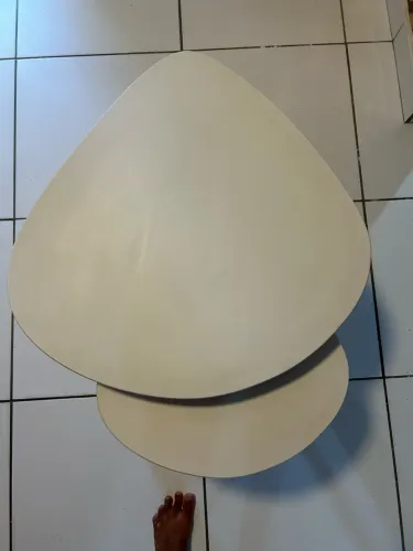MESA DE CANTO SEMI NOVA