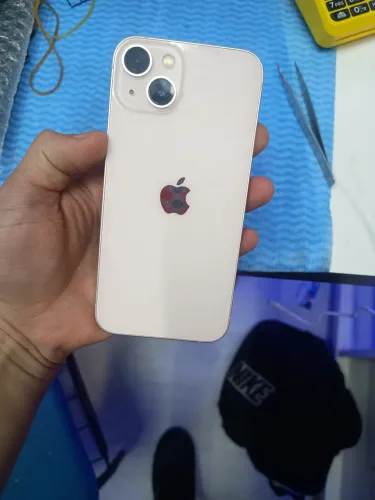 iPhone 13