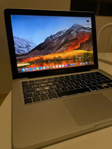 MacBook Pro 13" | i5 2,5GHz | 16GB RAM | 1TB HD + 252GB SSD