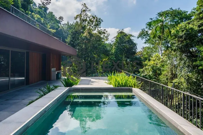 Casa de praia com piscina e churrasqueira no Sítio São Pedro, Guarujá