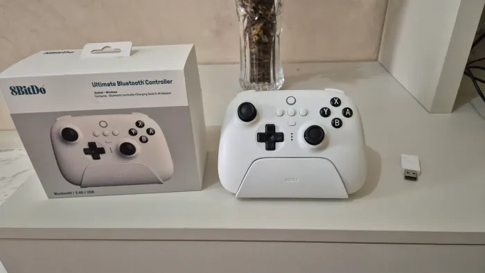 8bitdo Ultimate Bluetooth praticamente NOVO 