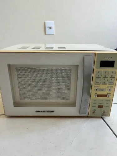 Micro-ondas Brastemp 18L 220V
