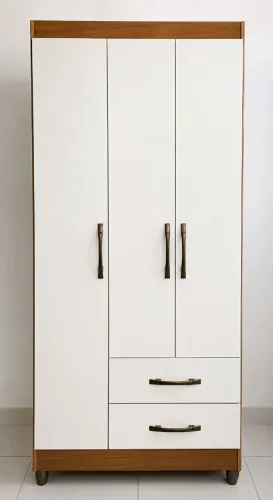 Guarda-roupa semi-novo em perfeito estado .