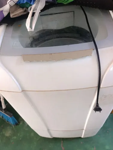 Vendo máquina com defeito só bate 