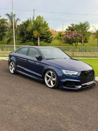Audi A3 Sed. Perform. Black 2.0 TFSI S-tronic 2021
