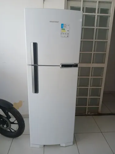 Geladeira Brastemp 375L