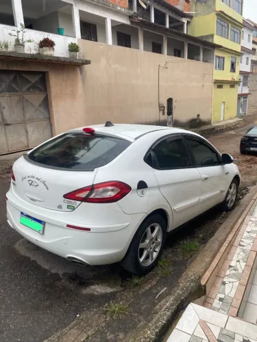 Chery Cielo 1.6 16V 119cv 5P 2011
