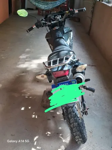 Vende se uma moto ano 2007